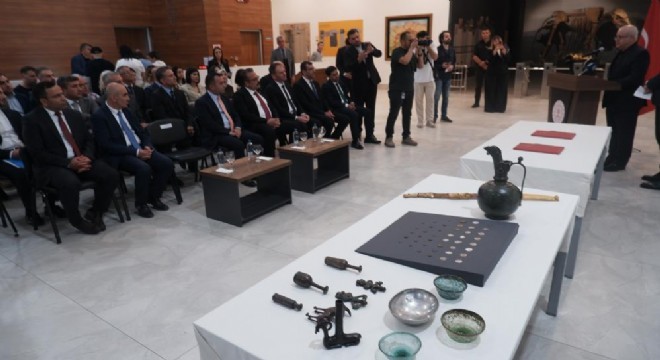 Erzurum'da İran'a ait 55 eser iade edildi