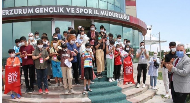 Erzurum'dan mutlu ayrıldılar