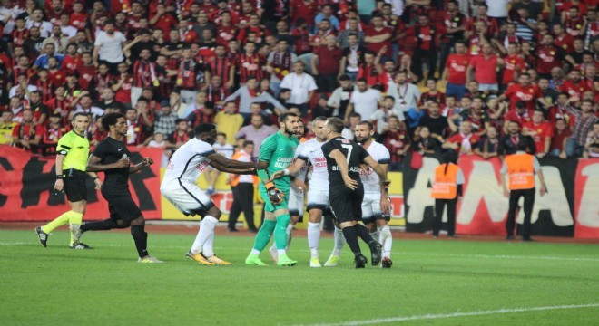 Eskişehir'de olaylı maç