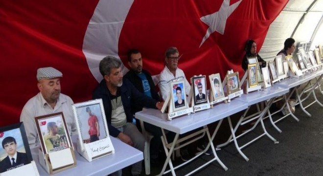 Evlat nöbeti 979'uncu gününde