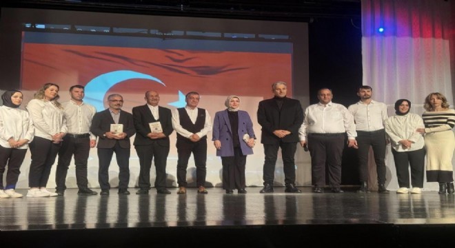 EŞT ‘15 Temmuz Diriliş'i sahneledi