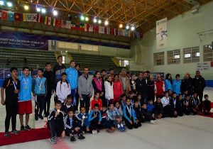 Buz pistinde heyecan kasırgası