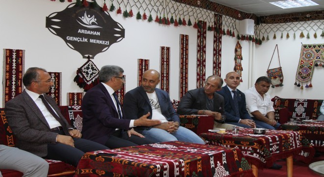 Futbolun kalbi Doğu'da attı