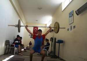 Çorum'a madalya için gittiler