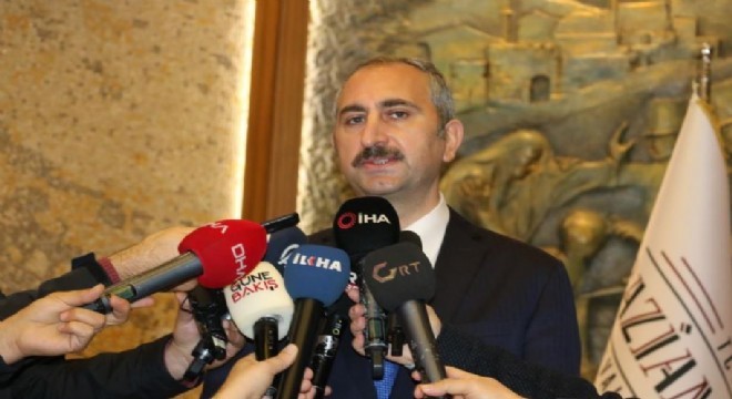 Gül: ‘AYM kararı bağlayıcıdır'