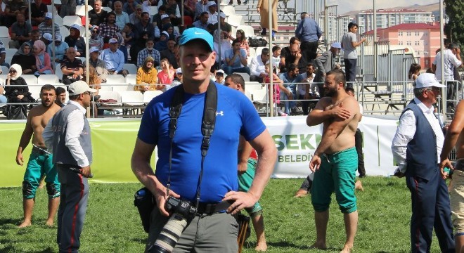 Güreş tutkusu Almanya'dan Türkiye'ye getirdi