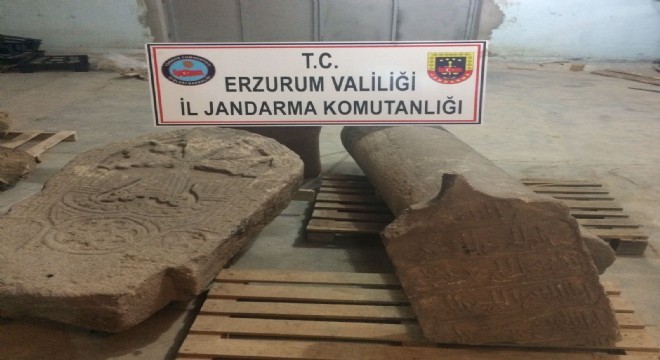 Güzelova'da tarihi eser kaçakçılığı operasyonu