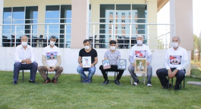 HDP'yi ‘Vampire' benzeterek çocuğunu istedi