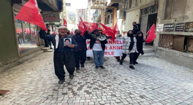 Hakkarili annelerin evlat nöbeti 43'üncü haftada