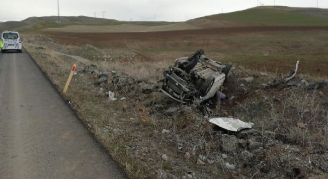 Horasan'da trafik kazası: 2 yaralı