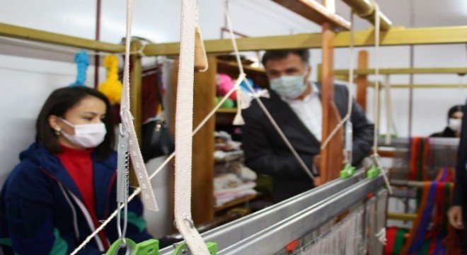 Japonya'dan karnavas bezi siparişi aldılar