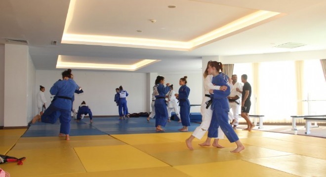 Judo Olimpik Kadın Milli Takımı Erzurum'da