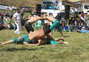 Narman'da er meydanı