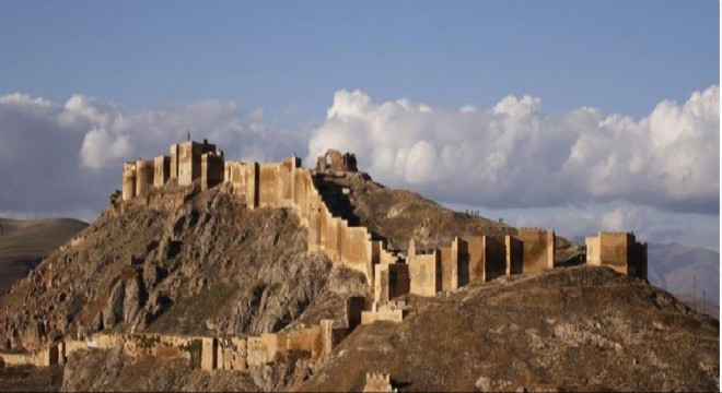 KUDAKA'dan Bayburt Kalesi Projesine destek