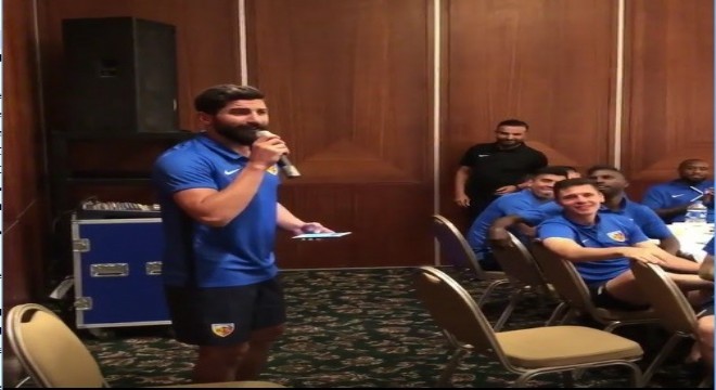 Kaleci Muammer'den alkışlanacak performans