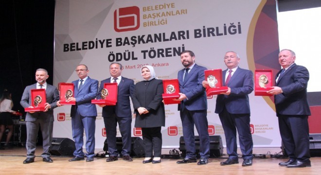 Kaplan'a başarı ödülü