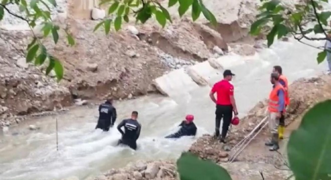 Kayıp Aksöyek'i arama çalışmaları devam ediyor