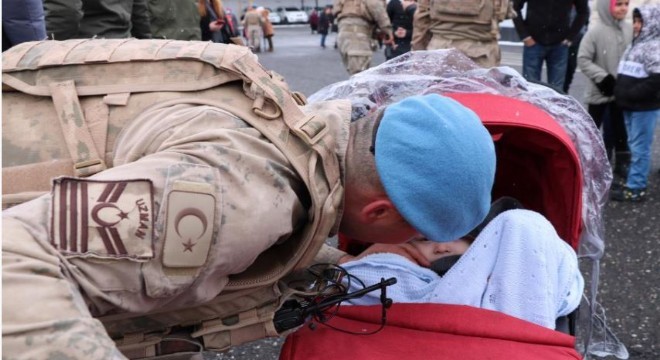 Komandolar Suriye'den dönüş yaptı