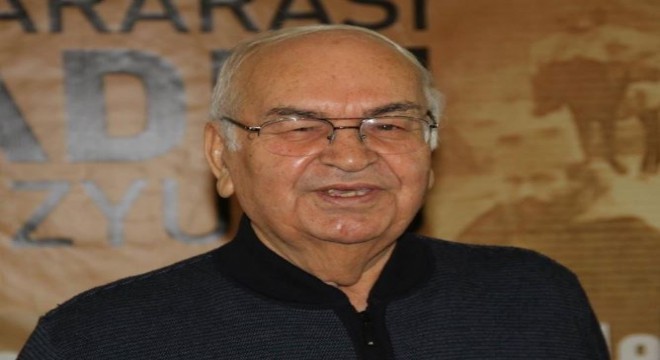 Konukçu, arşivini Erzurum'a bağışlamıştı