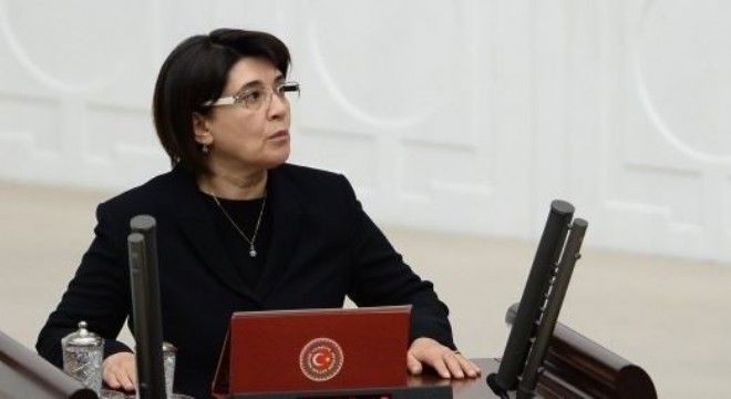 Leyla Zana'nın milletvekilliği düştü