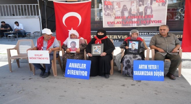 Muşlu ailelerin evlat nöbeti devam ediyor