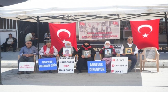 Muşlu annelerin evlat nöbeti devam ediyor