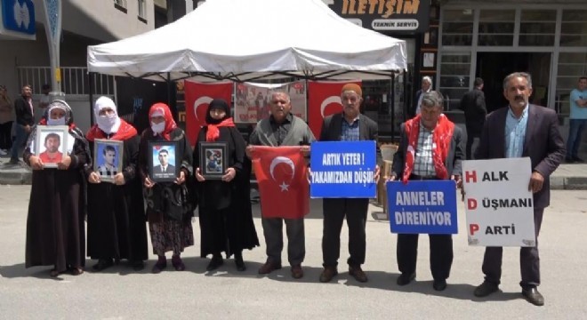 Muş'ta evlat nöbeti 100'üncü haftaya girdi