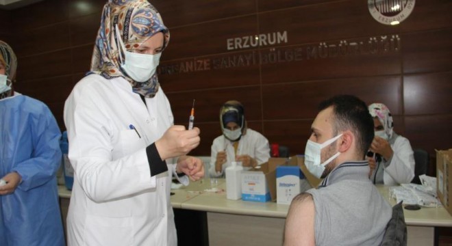 OSM'de yerinde aşı uygulaması