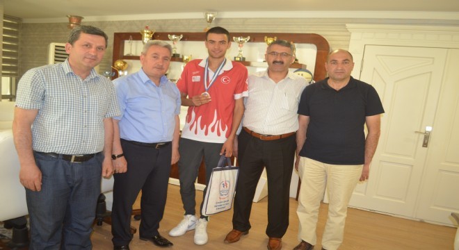 Olimpiyatta Türkiye'yi temsil edecek