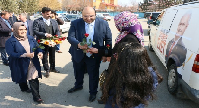 Orhan ve Keleş'ten Kadınlar günü jesti