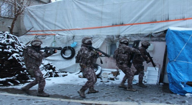 PKK/KCK'nın kadın yapılanmasına operasyon
