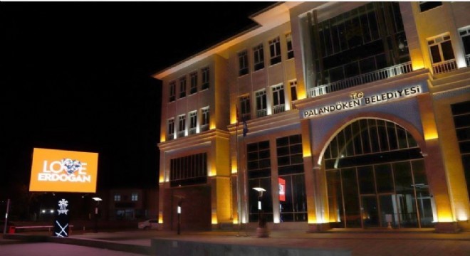 Palandökenden milli duruş: 'Love Erdoğan'