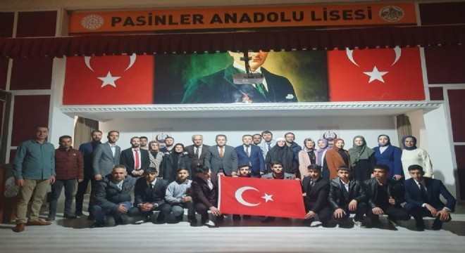 Pasinler İstiklal Marşı'nın manasında buluştu