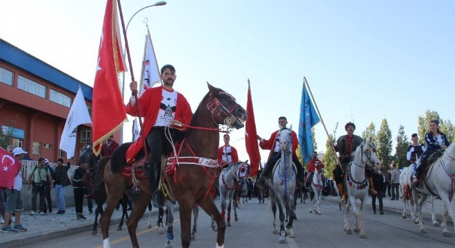 Pasinler'de 971'inci Gurur Yılı coşkusu