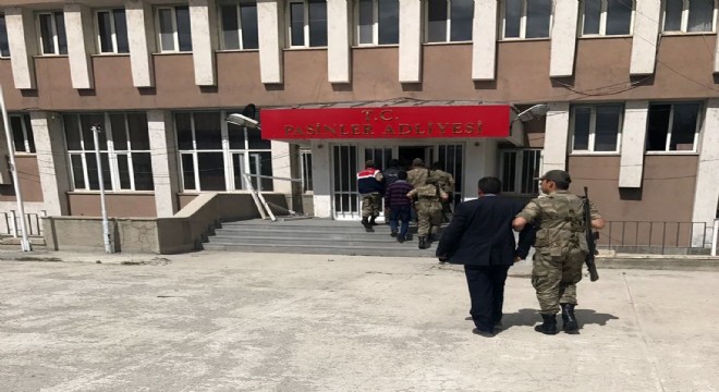 Pasinler'de silahlı kavga: 2 yaralı