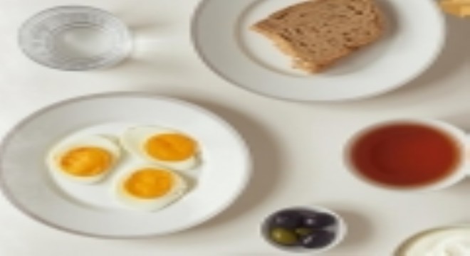 Sahur ile iftarda fazla tüketilen çay, kahve zararlı