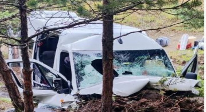 Sakaltutan'da feci kaza: 4 ölü, 10 yaralı