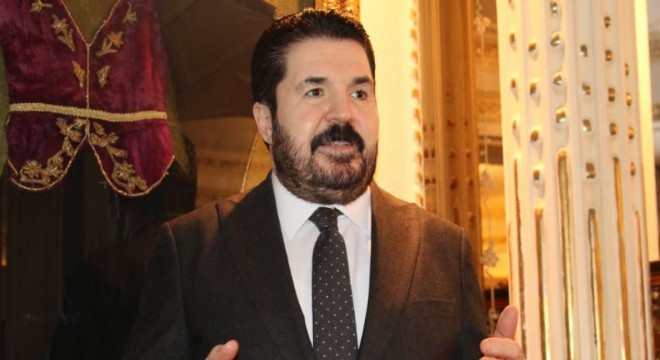 Sayan: ‘Aydın geçinenler nerede?'