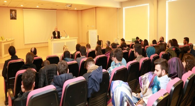 Sekmen iletişimcilere yeni hükümet sistemi'ni anlattı