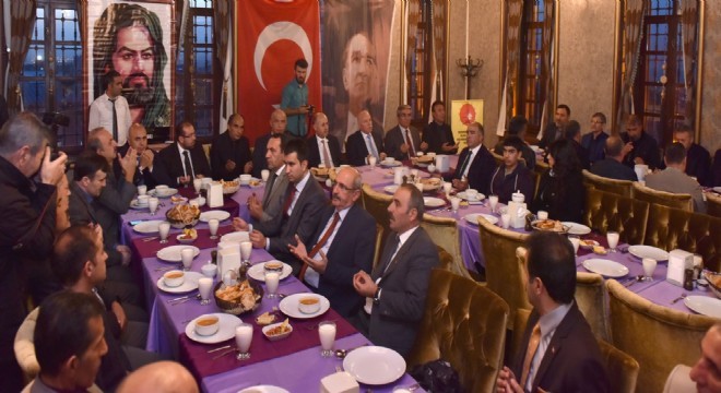 Sekmen'den Birlik ve beraberlik mesajı