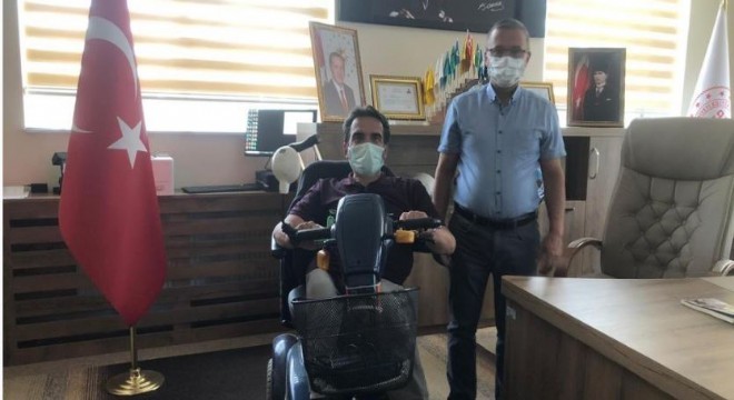 TSD'den Engelsiz İl Halk Kütüphanesine övgü