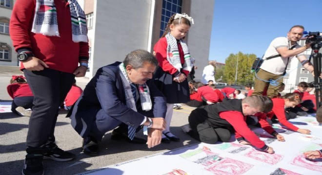 Tekin Filistin temalı farkındalık etkinliğine katıldı