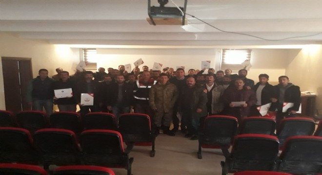 Tekman'da servis şoförlerine eğitim