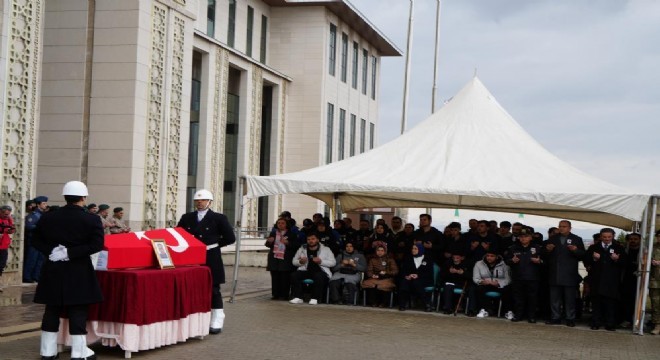 Trafik Polisi Sadık Çalar dualarla uğurlandı