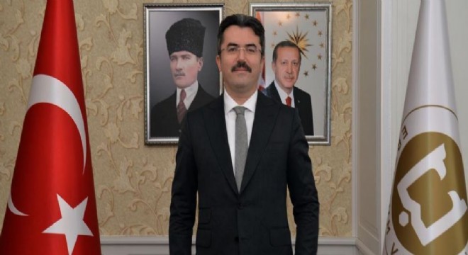 Vali Memiş 98'inci gurur yılı coşkusunu paylaştı