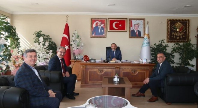 Yaptırmış: Vergi ödemek vatandaşlık görevi'