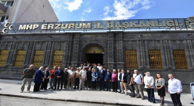 Yurdagül MHP'nin yeni hizmet binasını tanıttı