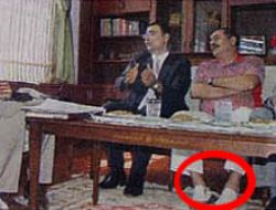 Vekilden bakana çorap açılımı