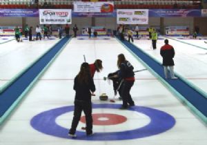 Curlingte üçüncü olduk