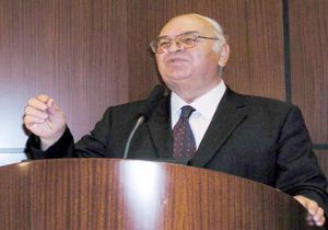 TARİHÇİ PROF'UN FERYADI